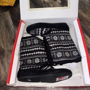 Black Winter Slip On Lucky  Brand Boots Macys Sz 8m